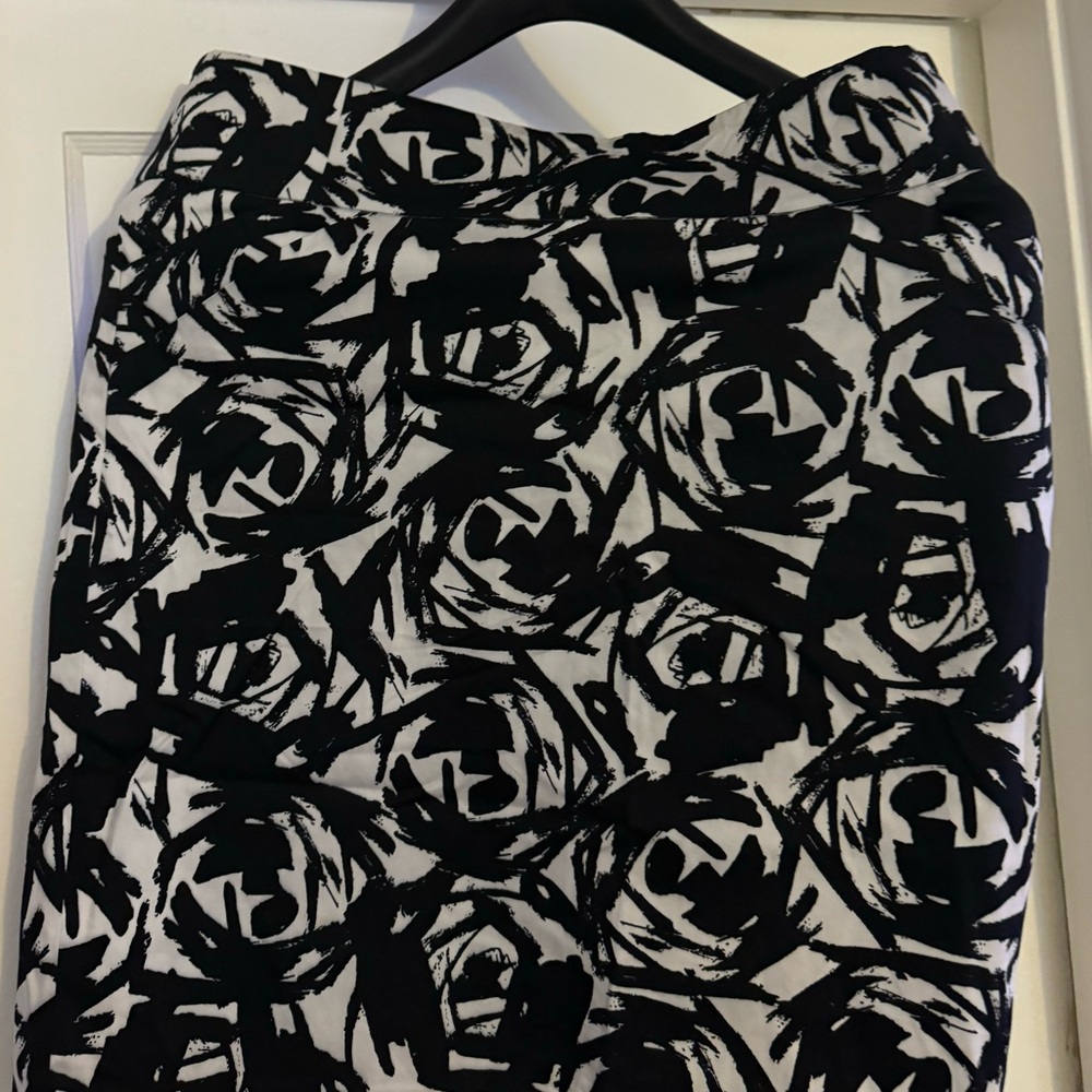 Calvin Klein black and white skirt. Great quality